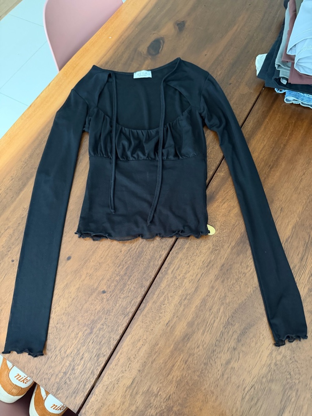RESA Cassie Black Sheer Long-Sleeve Tie-Front Crop Top - Picture 2 of 2